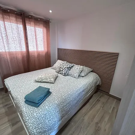 Apartman Chic & Cozy 2 , Climatisee , Renove Au Calme