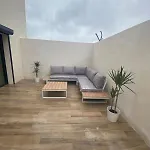 Chic & Cozy 2 , Climatisee , Renove Au Calme דירה בלרוק-לה-באינס