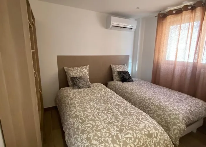 Apartmán Chic & Cozy 2 , Climatisee , Renove Au Calme Balaruc-les-Bains