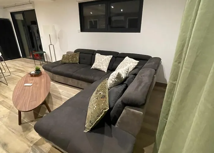 Chic & Cozy 2 , Climatisee , Renove Au Calme Apartmán Balaruc-les-Bains